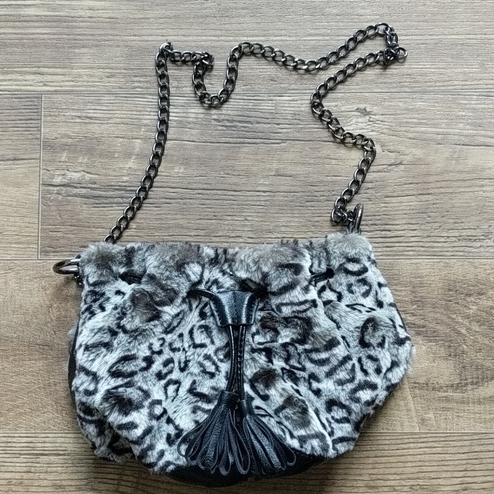 Okpta handbag purse faux fur leopard